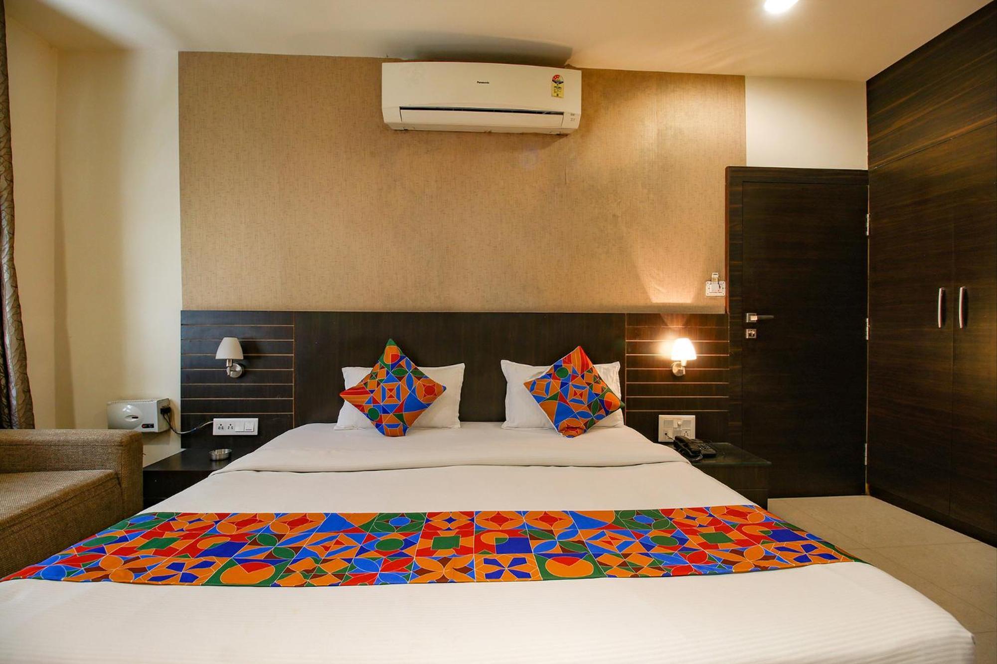 Hotel Regency Bhopál Kültér fotó