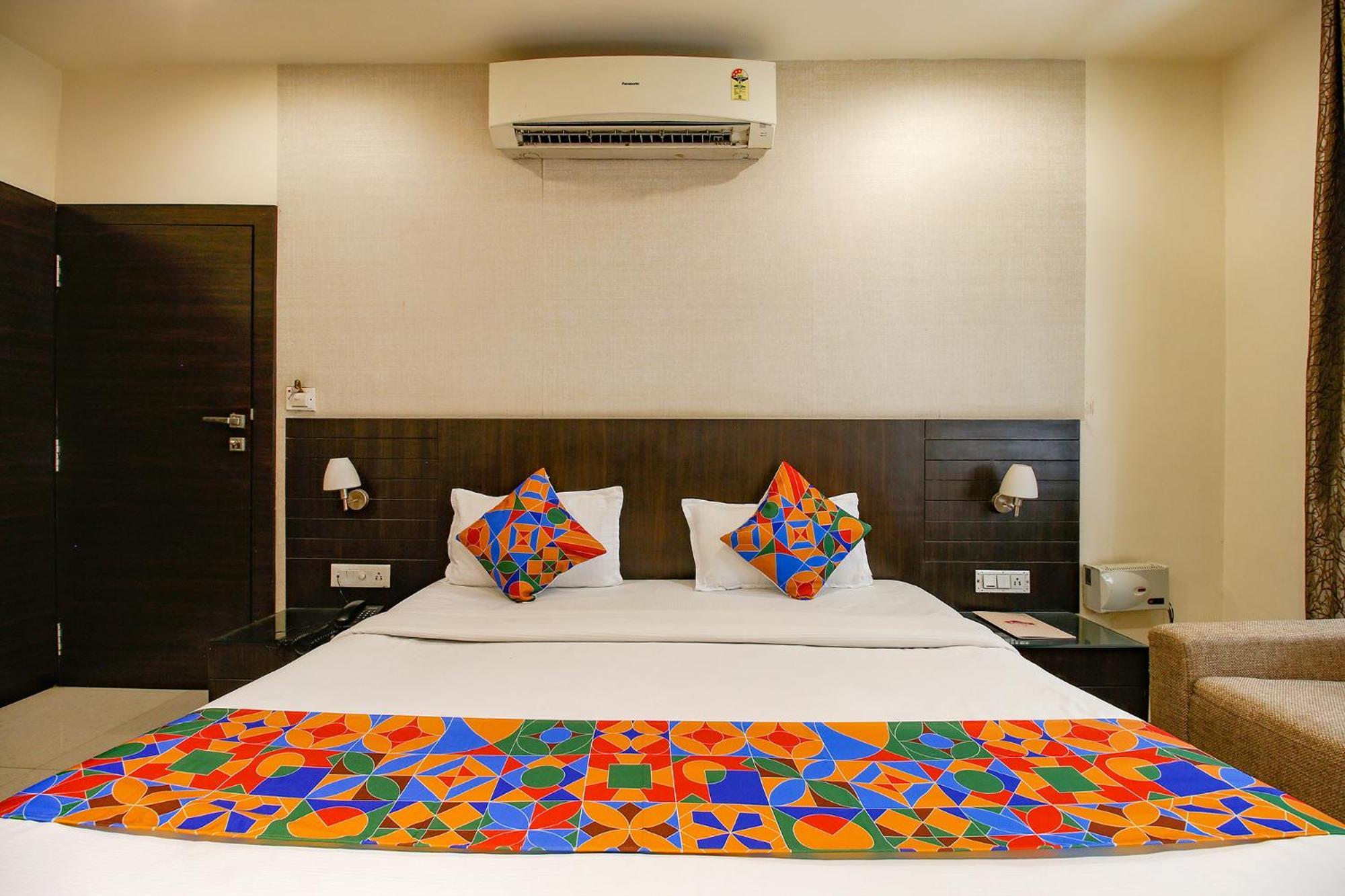 Hotel Regency Bhopál Kültér fotó